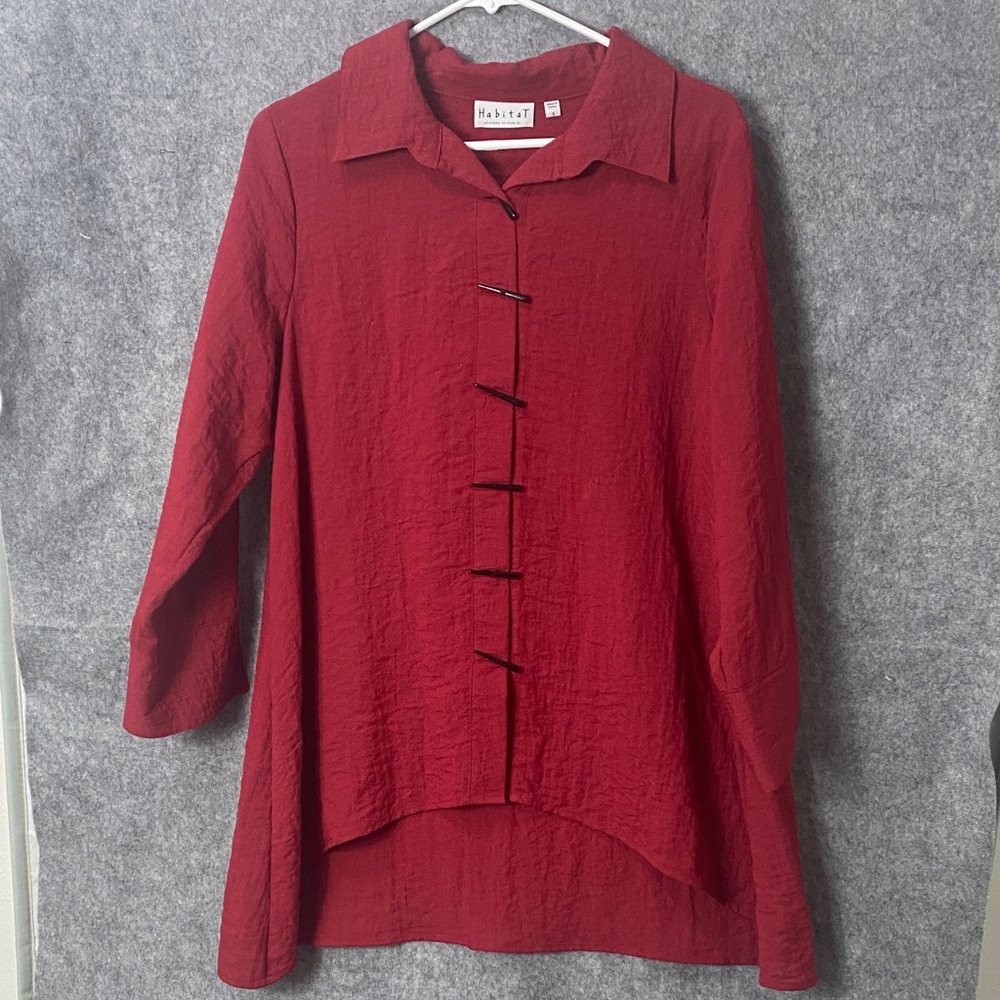 Habitat Women's Art-to-Wear Top Crinkle Crimson Red Textured Lagen-look Rayon
